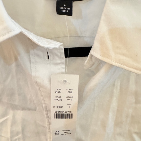 NWT Slim-fit stretch cotton poplin shirt
Size 4 - Picture 3 of 8